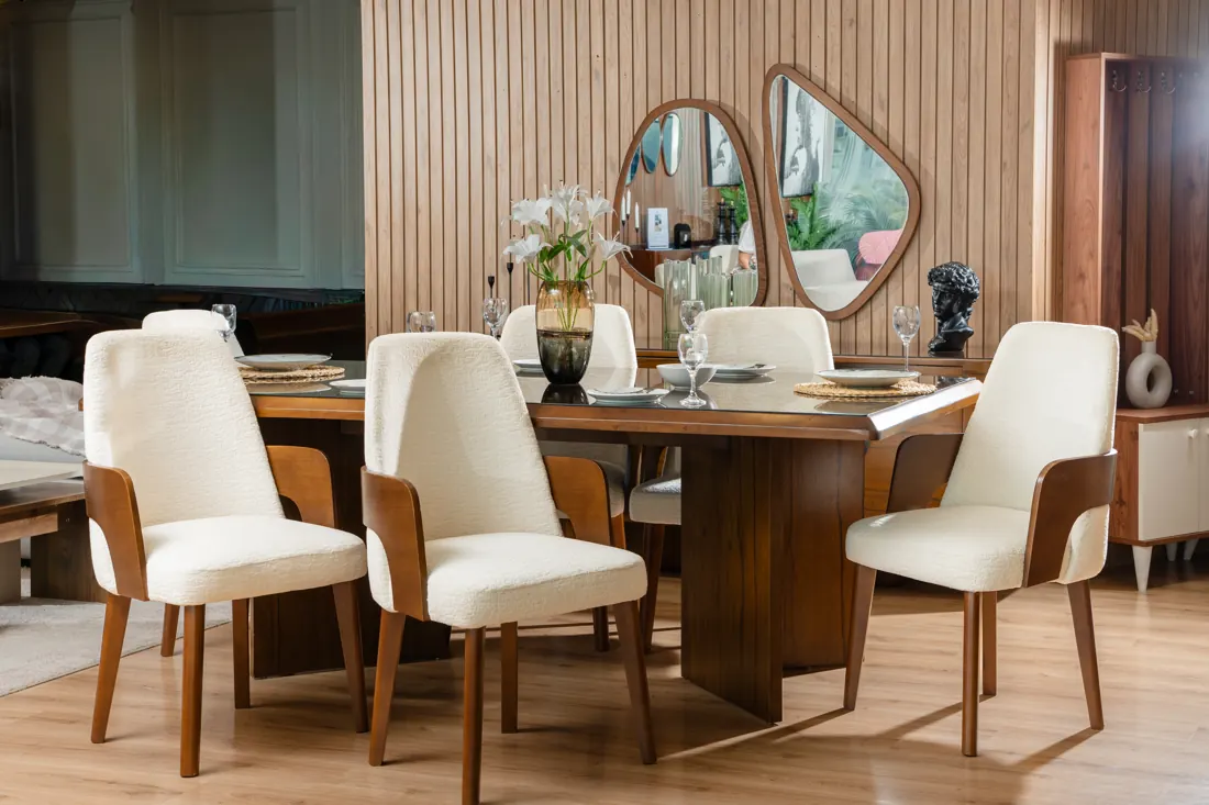 Zeina dining room